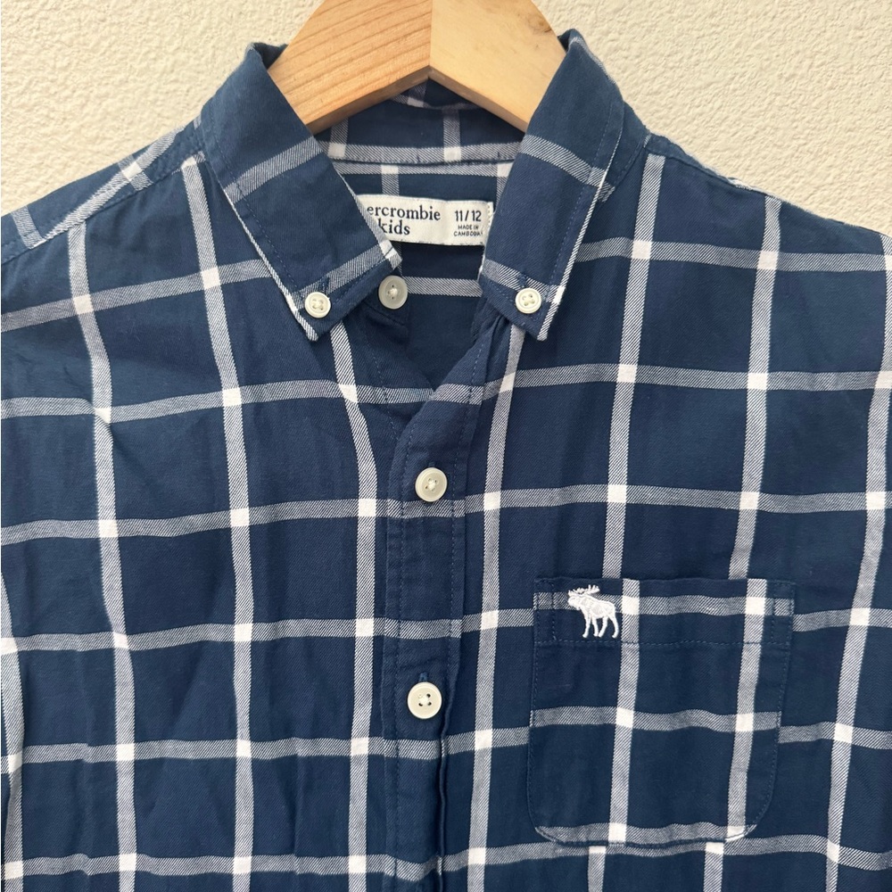 Abercrombie Kids Navy and White Plaid Shirt size 11/12 - Picture 6 of 7